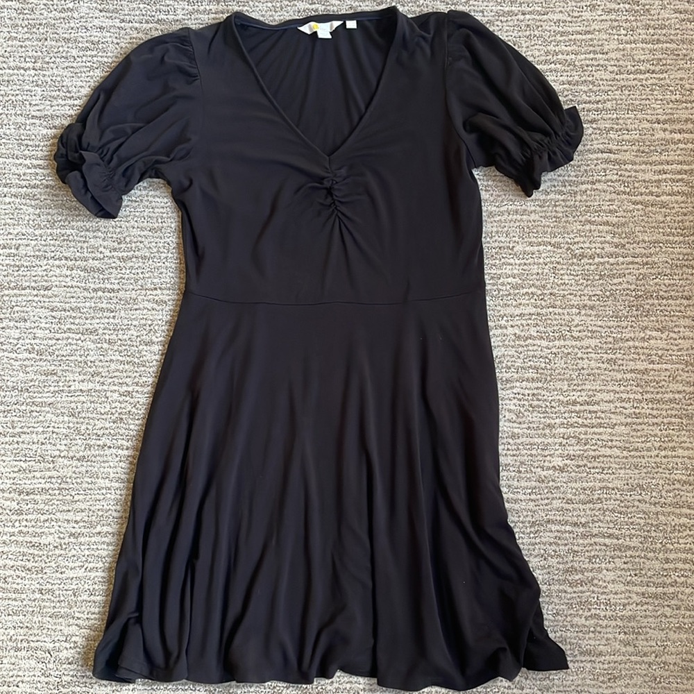 Boden V-Neck Black Classic Comfy Jersey Dress, Puff Sleeves, w/Pockets - Picture 5 of 7